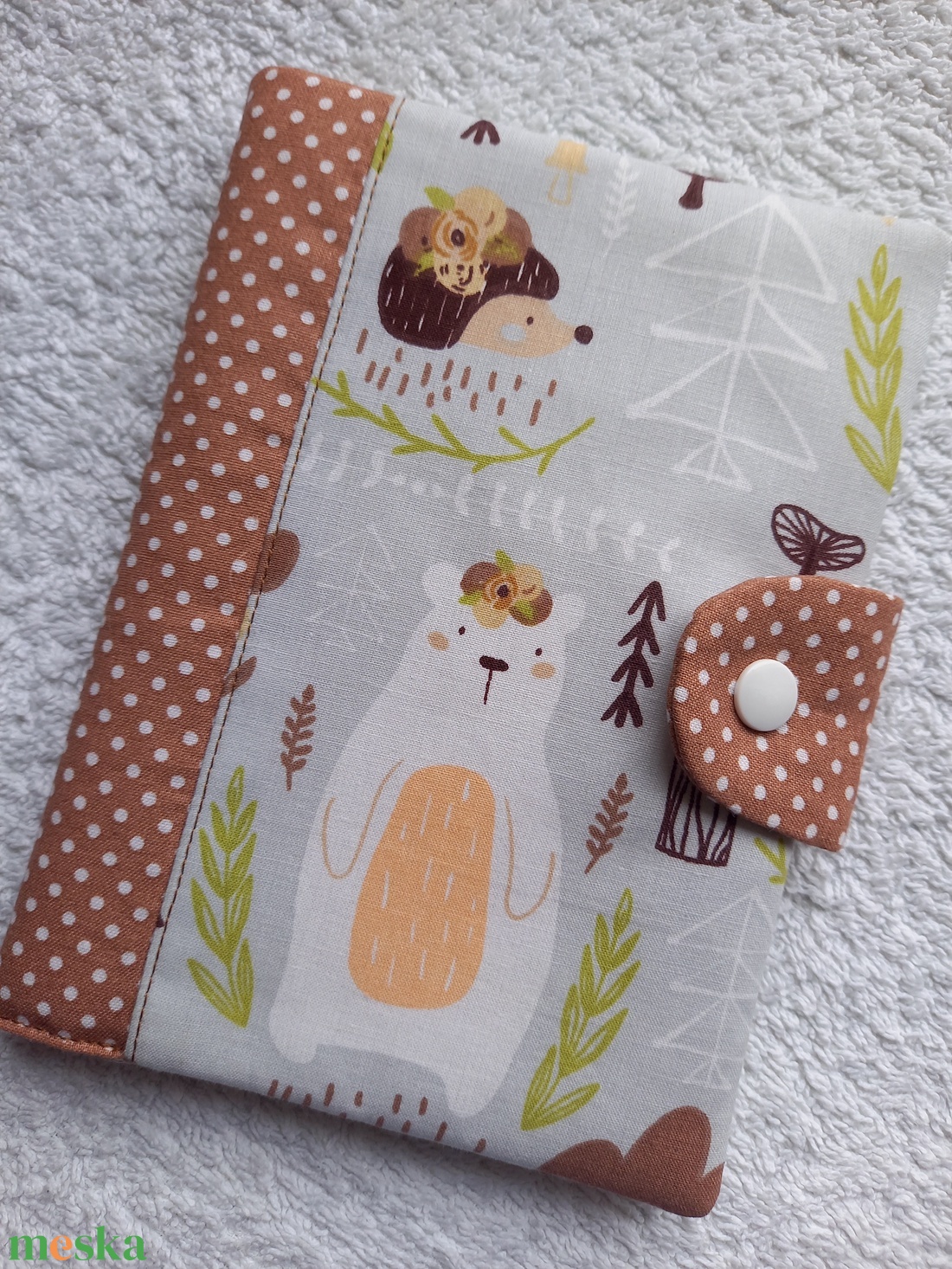 Mesél az erdő egészségügyi kiskönyv borító - baba - mama - babaemlékek - egészségügyi kiskönyv borító - Meska.hu