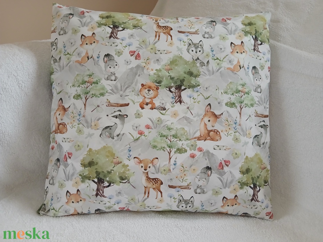 Erdő lakói párna (40 x 40 cm ) - baba - mama - babaszoba dekoráció - gyerek díszpárna - Meska.hu