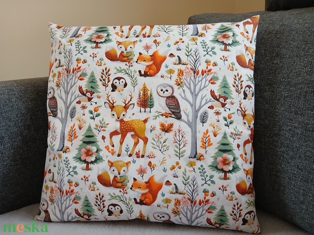 Erdő lakói párna (40 x 40 cm ) - baba - mama - babaszoba dekoráció - gyerek díszpárna - Meska.hu