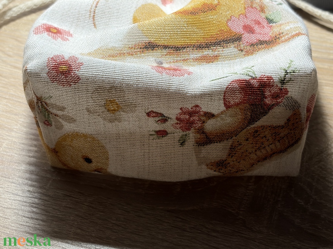 Húsvéti nyuszis mintás szütyő - ünnepi díszek, dekorációk - húsvéti díszek és dekorációk - húsvéti ajándékátadó - Meska.hu