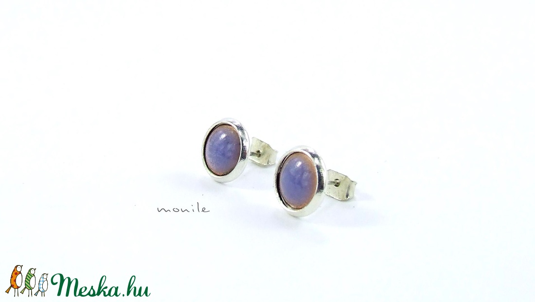 Kicsi levendulakék tűzzománc bedugós fülbevaló - ékszer - fülbevaló - pötty fülbevaló - Meska.hu