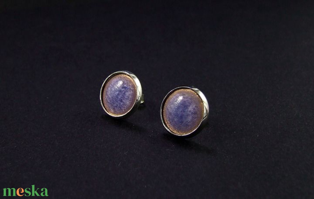 Levendulakék tűzzománc bedugós fülbevaló - ékszer - fülbevaló - pötty fülbevaló - Meska.hu