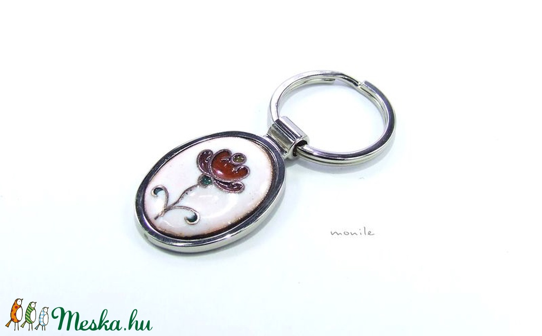 Virágos fehér-piros tűzzománc kulcstartó - táska & tok - kulcstartó & táskadísz - kulcstartó - Meska.hu