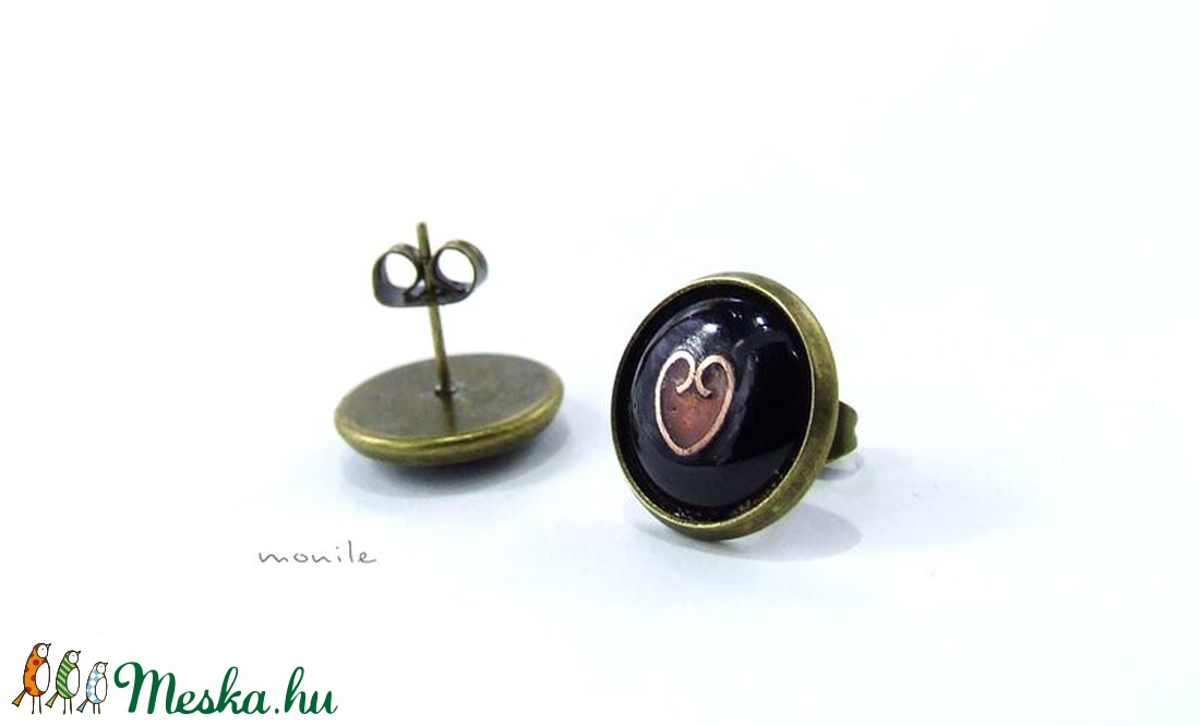 Bedugós tűzzománc fülbevaló - szíves fekete-rózsaszín - ékszer - fülbevaló - pötty fülbevaló - Meska.hu