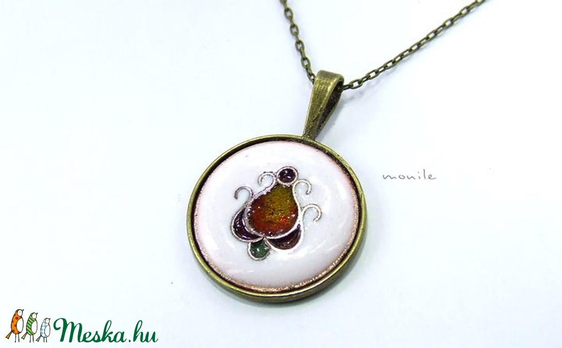 Virágos fehér-narancs tűzzománc nyaklánc - ékszer - nyaklánc - medálos nyaklánc - Meska.hu