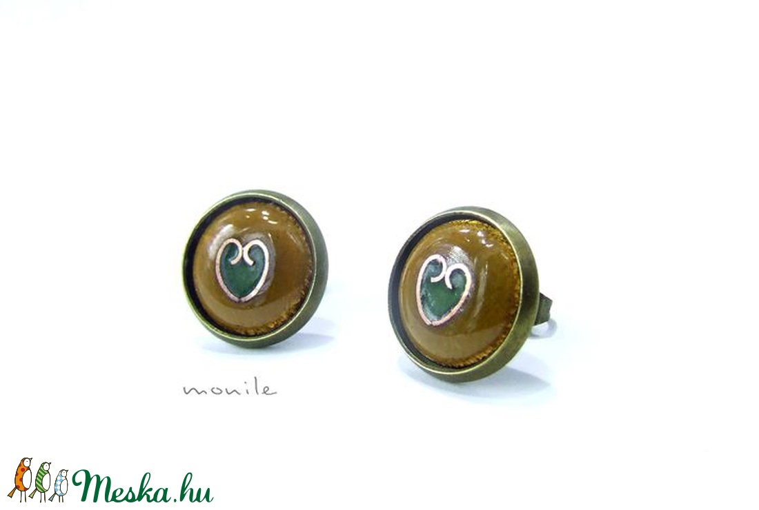 Bedugós tűzzománc fülbevaló - szíves mustársárga-zöld - ékszer - fülbevaló - pötty fülbevaló - Meska.hu