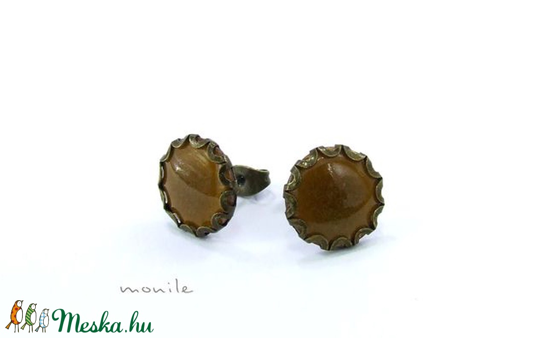 Mustársárga tűzzománc bedugós fülbevaló hullámos széllel - ékszer - fülbevaló - pötty fülbevaló - Meska.hu