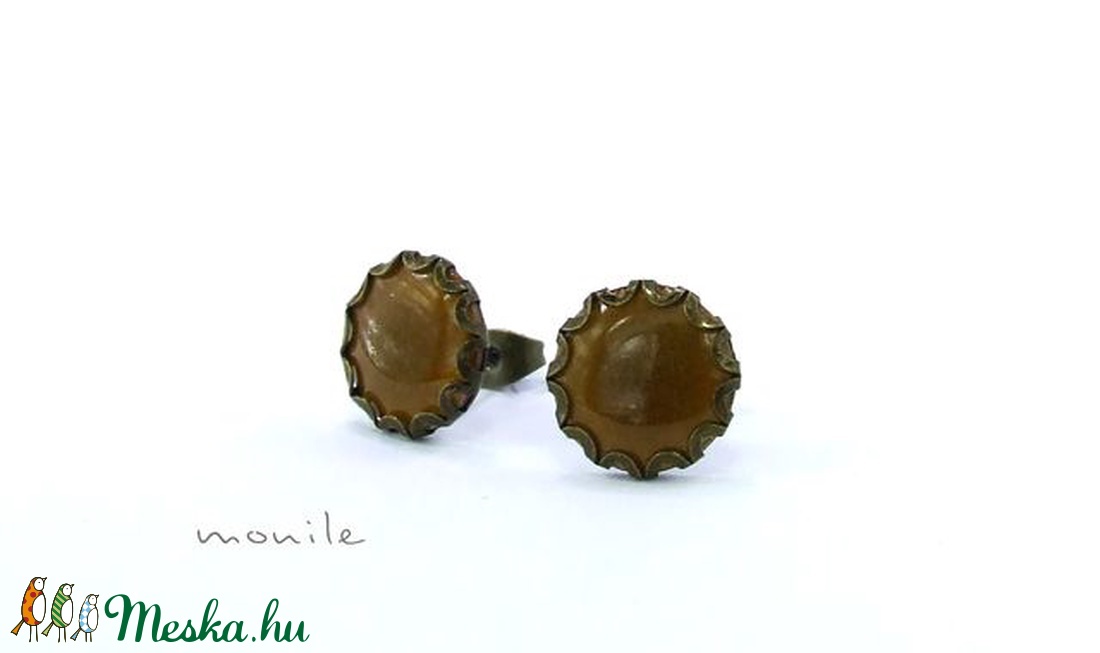 Mustársárga tűzzománc bedugós fülbevaló hullámos széllel - ékszer - fülbevaló - pötty fülbevaló - Meska.hu