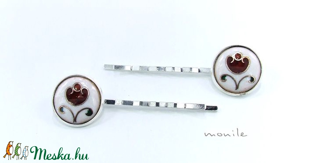 Virágos fehér-piros tűzzománc hajcsat - ruha & divat - hajdísz & hajcsat - hajcsat & hajtű - Meska.hu