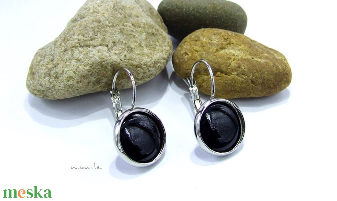 Fekete tűzzománc fülbevaló - ékszer - fülbevaló - lógó fülbevaló - Meska.hu