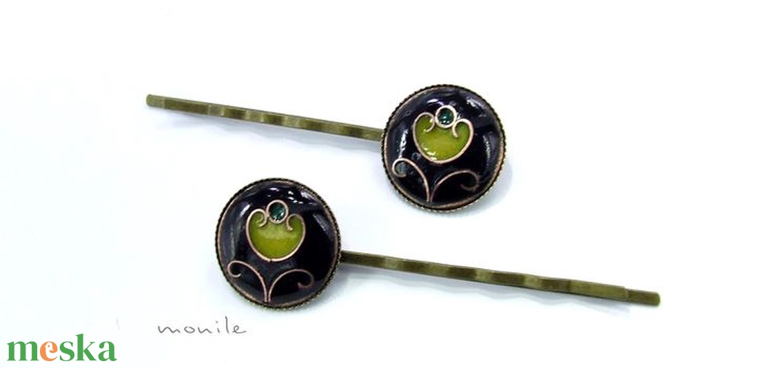 Virágos fekete-zöld tűzzománc hajcsat - ruha & divat - hajdísz & hajcsat - hajcsat & hajtű - Meska.hu