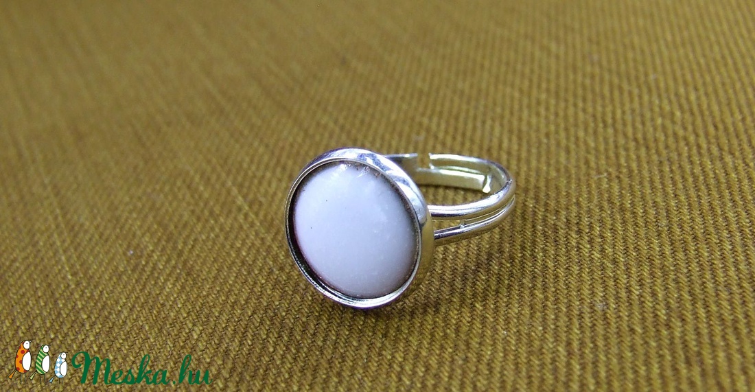 Fehér tűzzománc gyűrű - ékszer - gyűrű - szoliter gyűrű - Meska.hu