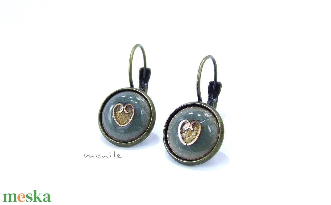Tűzzománc fülbevaló - szíves pisztáciazöld - ékszer - fülbevaló - lógós kerek fülbevaló - Meska.hu