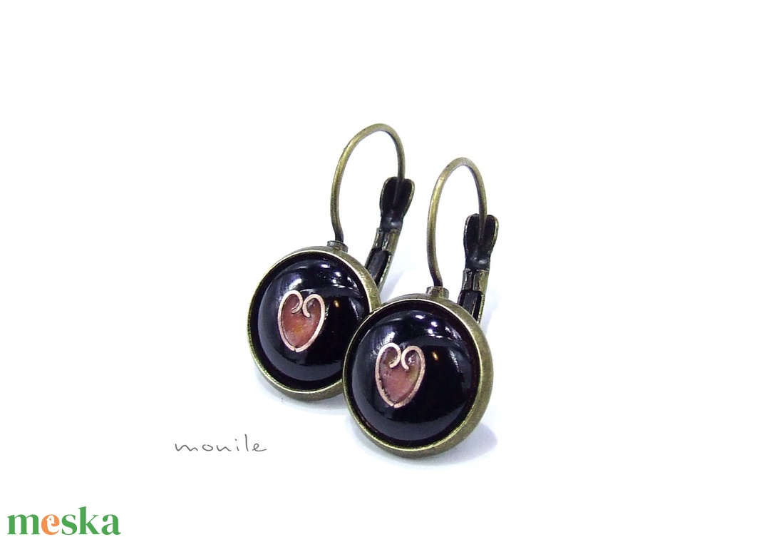 Szives fekete-rózsaszín tűzzománc fülbevaló - ékszer - fülbevaló - lógós kerek fülbevaló - Meska.hu