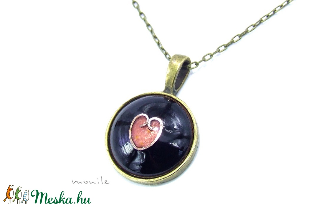 Szíves fekete-rózsaszín tűzzománc nyaklánc - ékszer - nyaklánc - medálos nyaklánc - Meska.hu