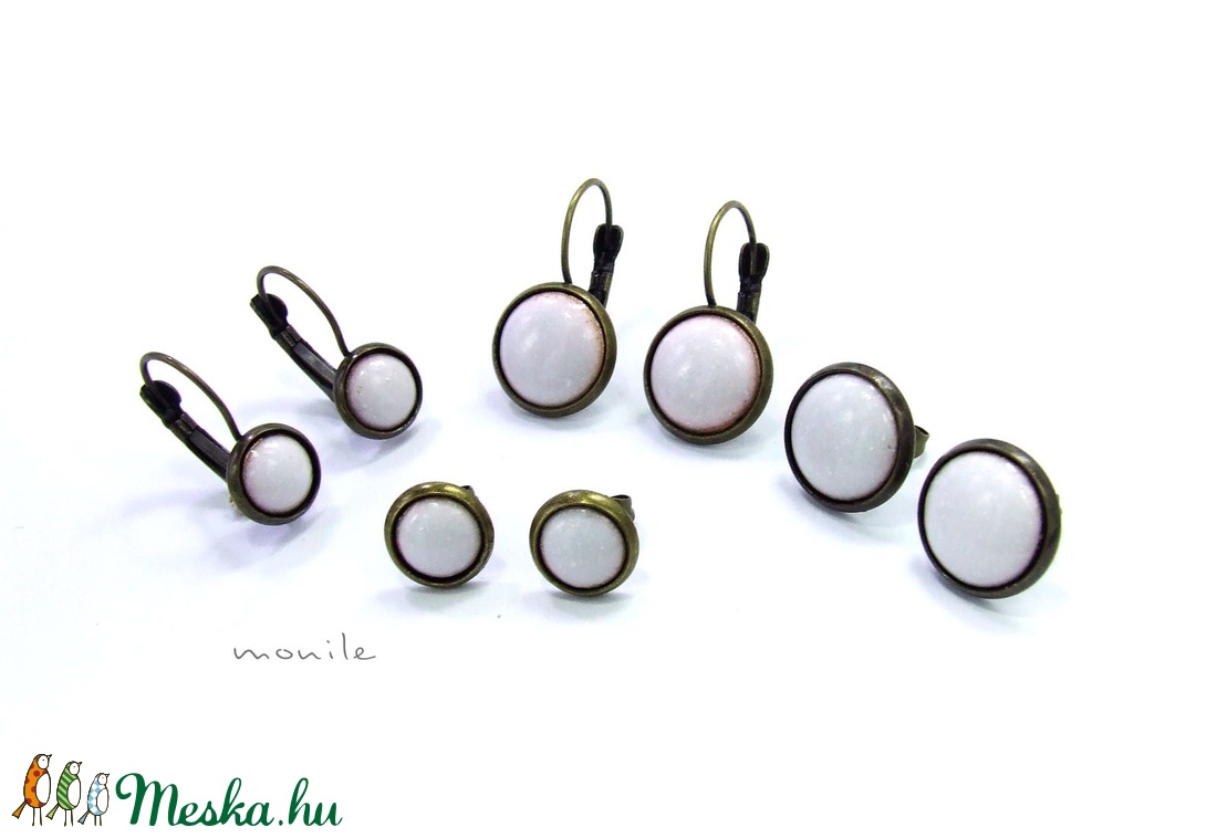 Fehér tűzzománc bedugós fülbevaló -  - Meska.hu