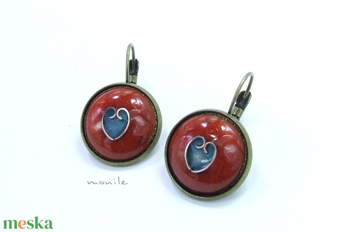 Szíves narancs-türkiz tűzzománc fülbevaló - ékszer - fülbevaló - lógós kerek fülbevaló - Meska.hu