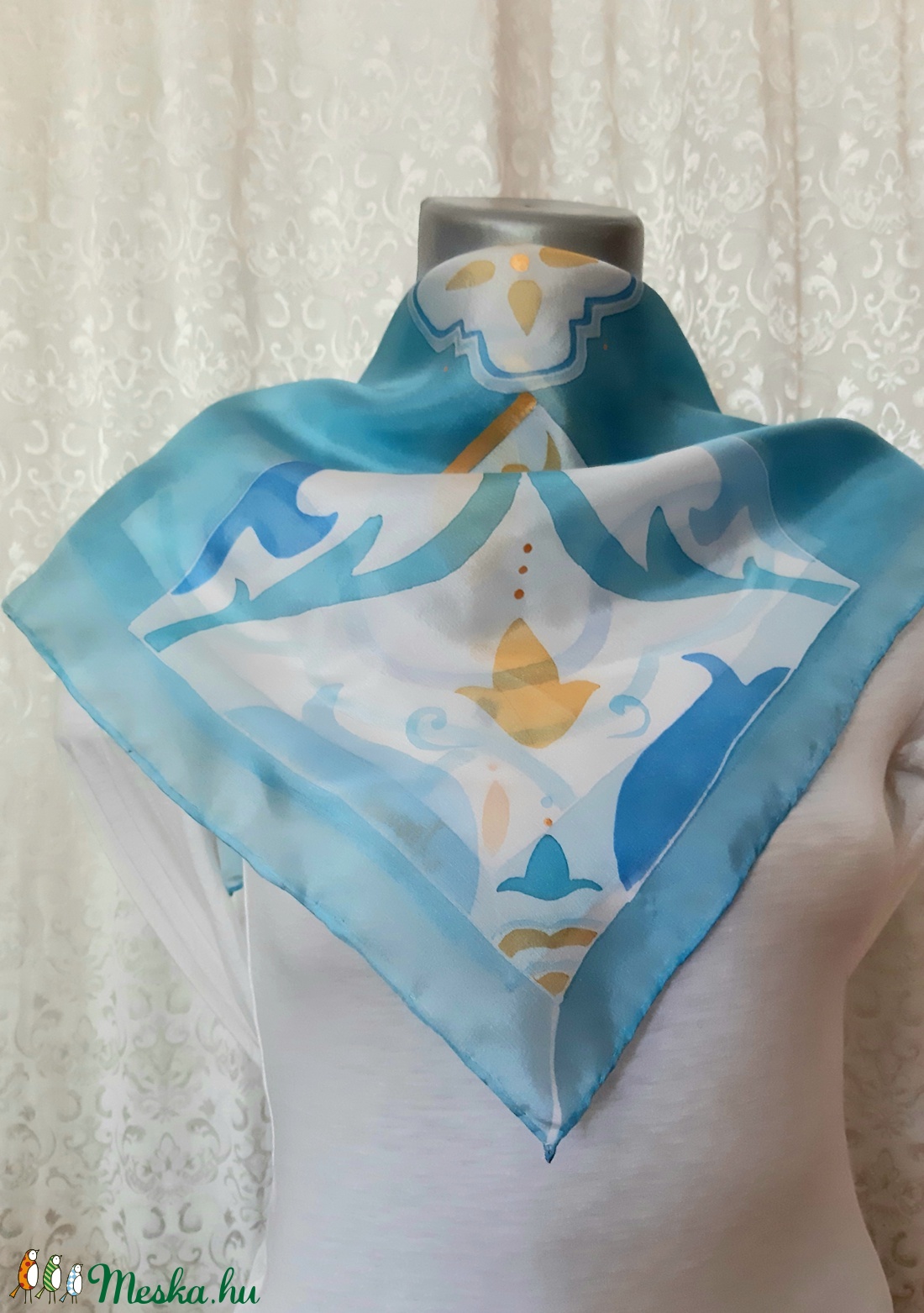 Azulejo motívumos hernyóselyem kendő - művészet - textilkép - Meska.hu Azulejo motívumos hernyóselyem kendő - művészet - textilkép - Meska.hu