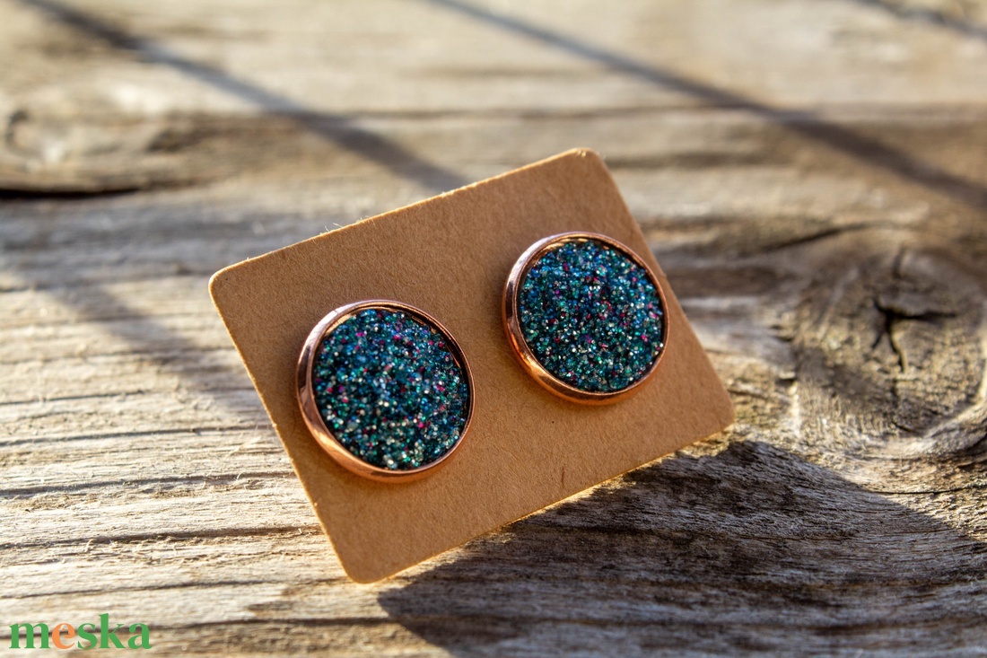 Cabochon fülbevalók - ékszer - fülbevaló - pötty fülbevaló - Meska.hu Cabochon fülbevalók - ékszer - fülbevaló - pötty fülbevaló - Meska.hu