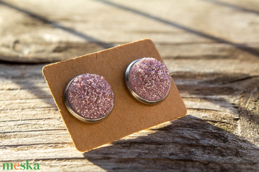 Cabochon fülbevalók - ékszer - fülbevaló - pötty fülbevaló - Meska.hu Cabochon fülbevalók - ékszer - fülbevaló - pötty fülbevaló - Meska.hu