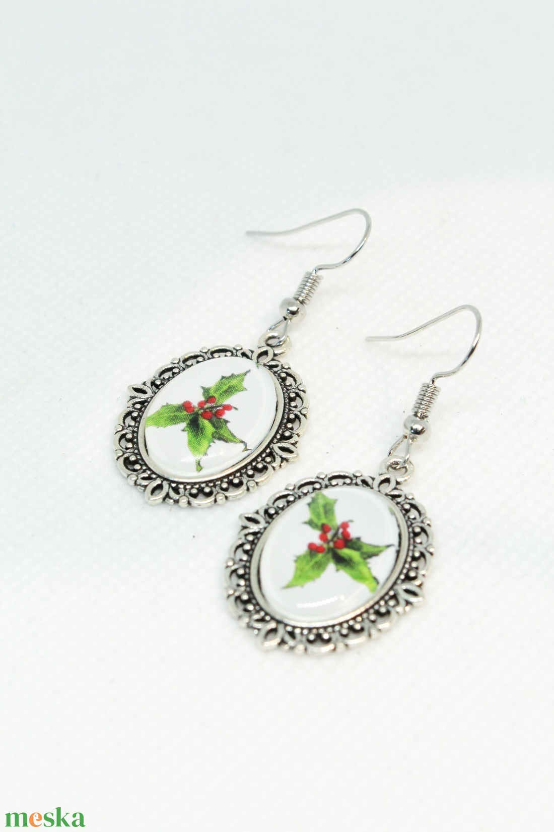 Üveglencsés karácsonyi fülik - ékszer - fülbevaló - lógó fülbevaló - Meska.hu