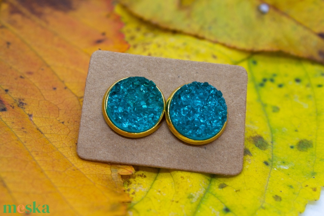 Berlin cabochon fülbevaló - ékszer - fülbevaló - pötty fülbevaló - Meska.hu Berlin cabochon fülbevaló - ékszer - fülbevaló - pötty fülbevaló - Meska.hu
