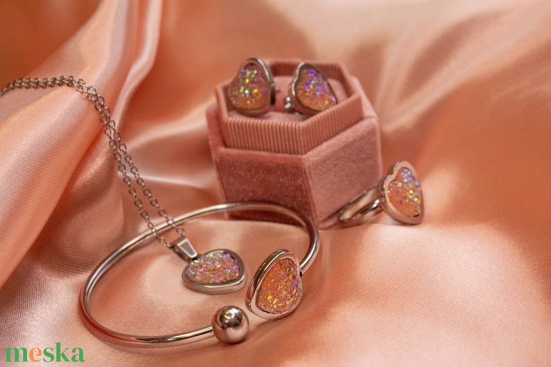 Róza szivecskés szett - ékszer - ékszerszett - Meska.hu