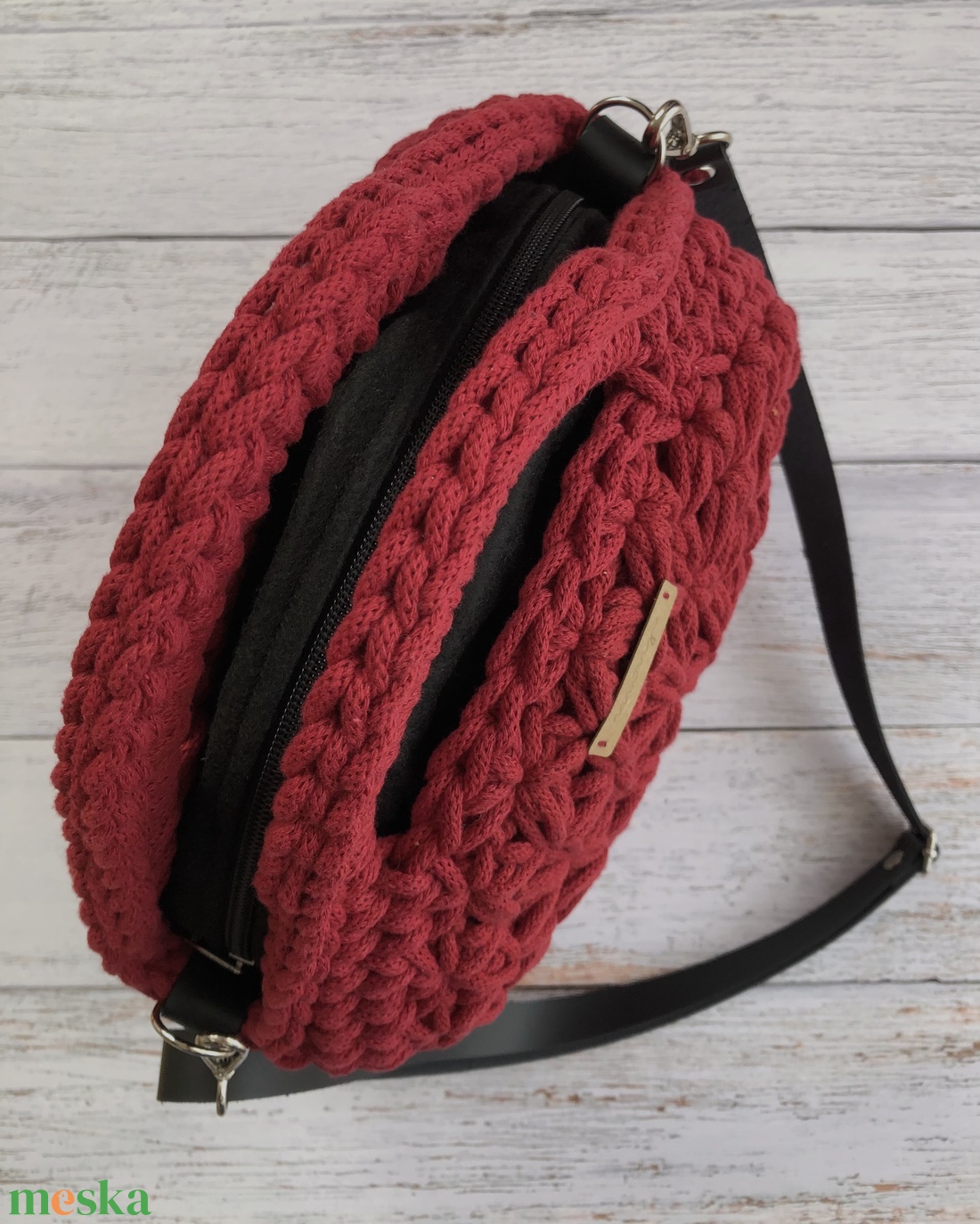 'Emma' horgolt kézi- és crossbody táska - táska & tok - kézitáska & válltáska - vállon átvethető táska - Meska.hu 'Emma' horgolt kézi- és crossbody táska - táska & tok - kézitáska & válltáska - vállon átvethető táska - Meska.hu
