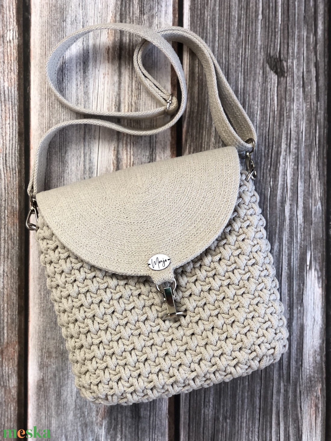 Scarlett crossbody táska - táska & tok - kézitáska & válltáska - vállon átvethető táska - Meska.hu Scarlett crossbody táska - táska & tok - kézitáska & válltáska - vállon átvethető táska - Meska.hu
