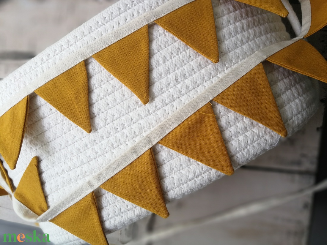 Zászlófüzér, Textil Girland Dekoráció, Babaszoba Dekor, Mini Háromszög Zászló - otthon & életmód - dekoráció - fali és függő dekoráció - girland, zászlófűzér - Meska.hu Zászlófüzér, Textil Girland Dekoráció, Babaszoba Dekor, Mini Háromszög Zászló - otthon & életmód - dekoráció - fali és függő dekoráció - girland, zászlófűzér - Meska.hu
