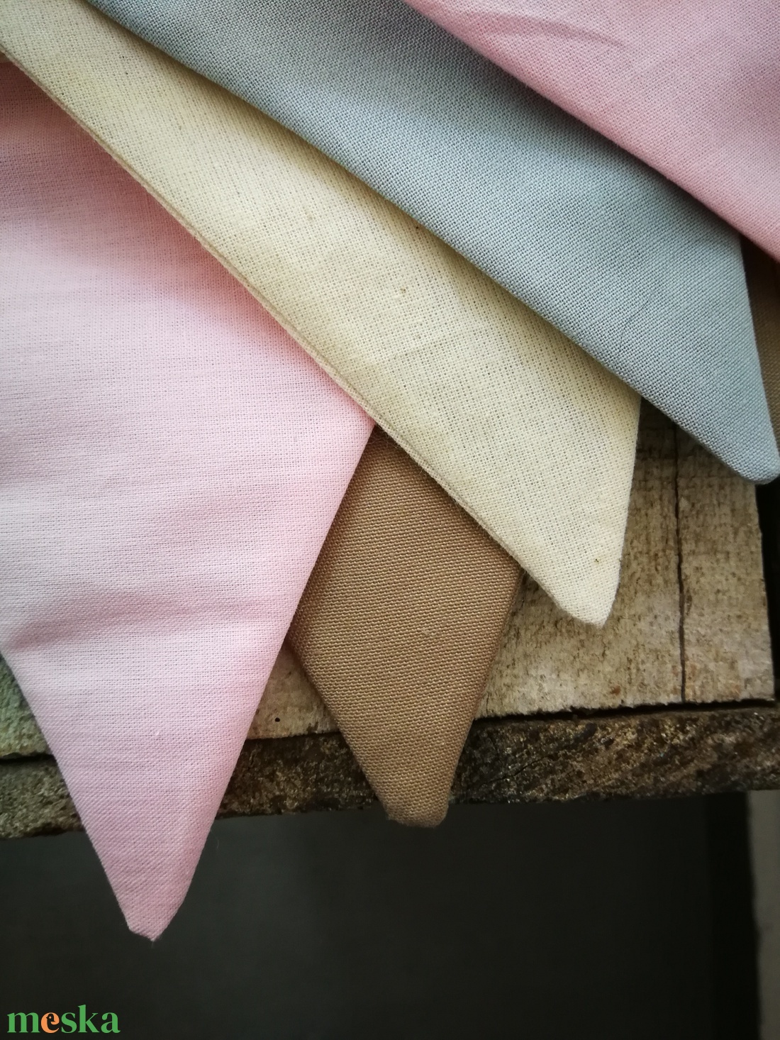 Zászlófüzér, Textil Girland Dekoráció, Babaszoba Dekor, Háromszög Zászló - otthon & életmód - dekoráció - fali és függő dekoráció - függődísz - Meska.hu Zászlófüzér, Textil Girland Dekoráció, Babaszoba Dekor, Háromszög Zászló - otthon & életmód - dekoráció - fali és függő dekoráció - függődísz - Meska.hu