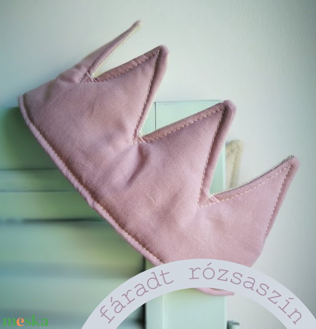 Korona, textil fejdísz - pasztell/fáradt rózsaszín - játék & sport - szerepjáték - Meska.hu Korona, textil fejdísz - pasztell/fáradt rózsaszín - játék & sport - szerepjáték - Meska.hu