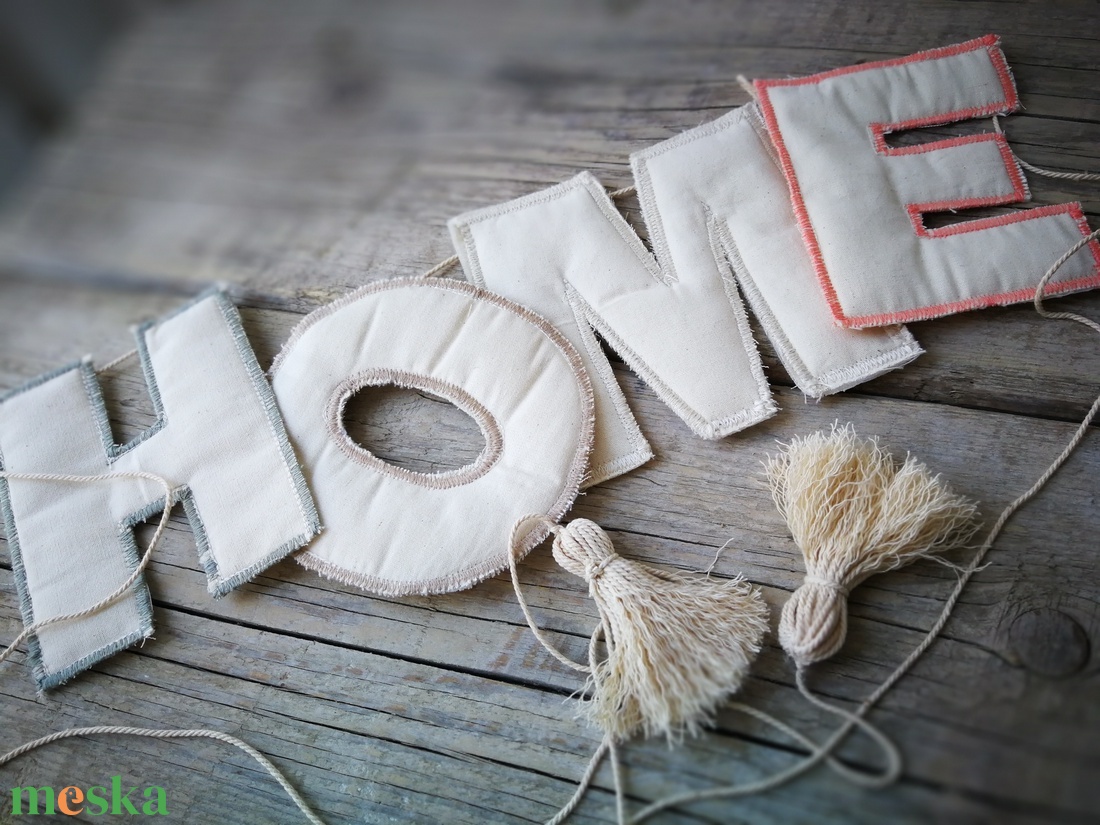 HOME Kézműves Girland, Füzér Dekoráció - otthon & életmód - dekoráció - fali és függő dekoráció - girland, zászlófűzér - Meska.hu HOME Kézműves Girland, Füzér Dekoráció - otthon & életmód - dekoráció - fali és függő dekoráció - girland, zászlófűzér - Meska.hu