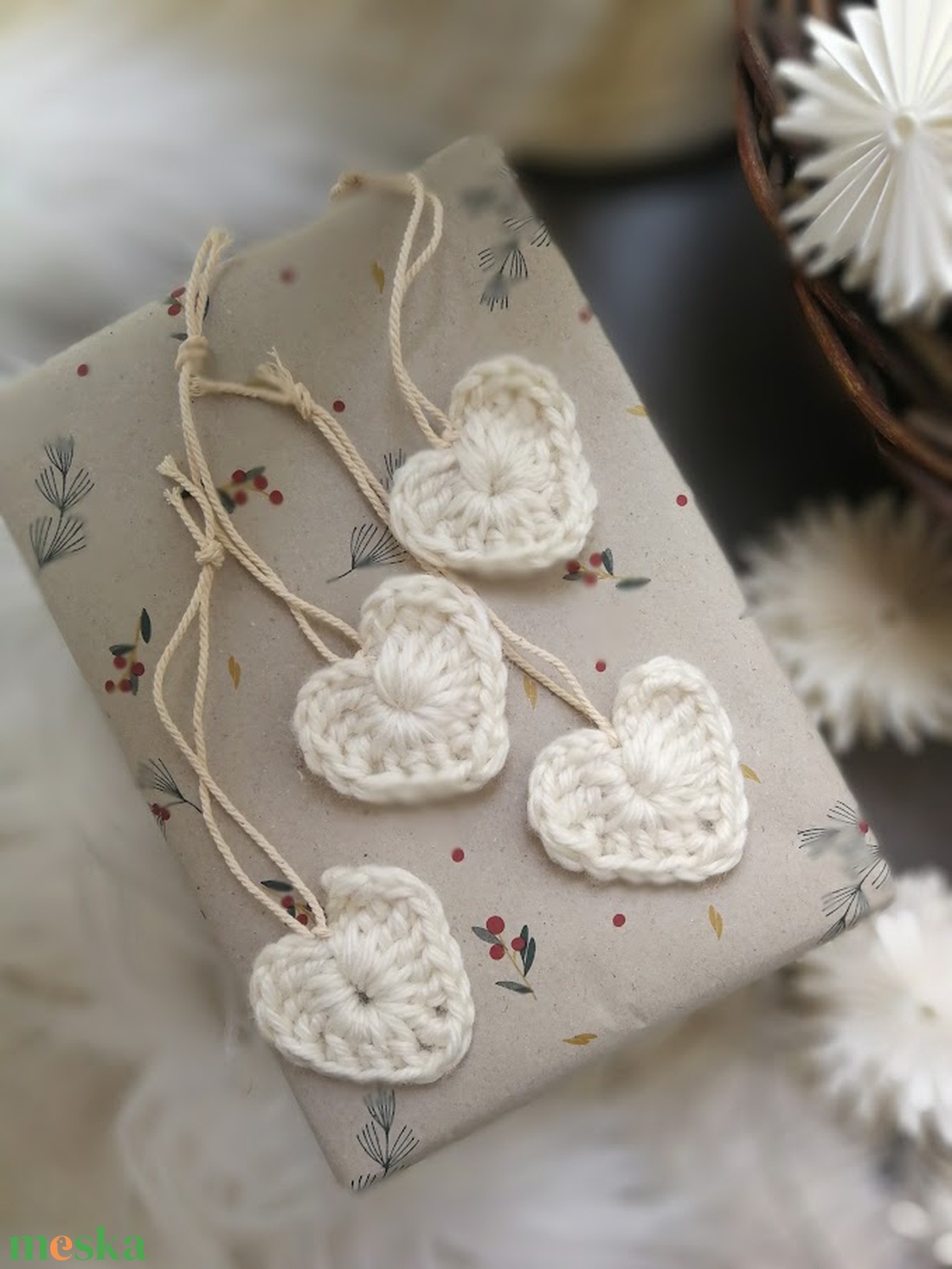 Fehér szív alakú függődísz szett  10 darabos - karácsony - karácsonyi lakásdekoráció - karácsonyfadíszek - Meska.hu