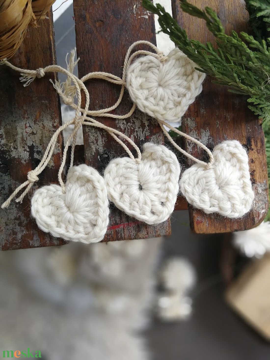 Fehér szív alakú függődísz szett  10 darabos - karácsony - karácsonyi lakásdekoráció - karácsonyfadíszek - Meska.hu