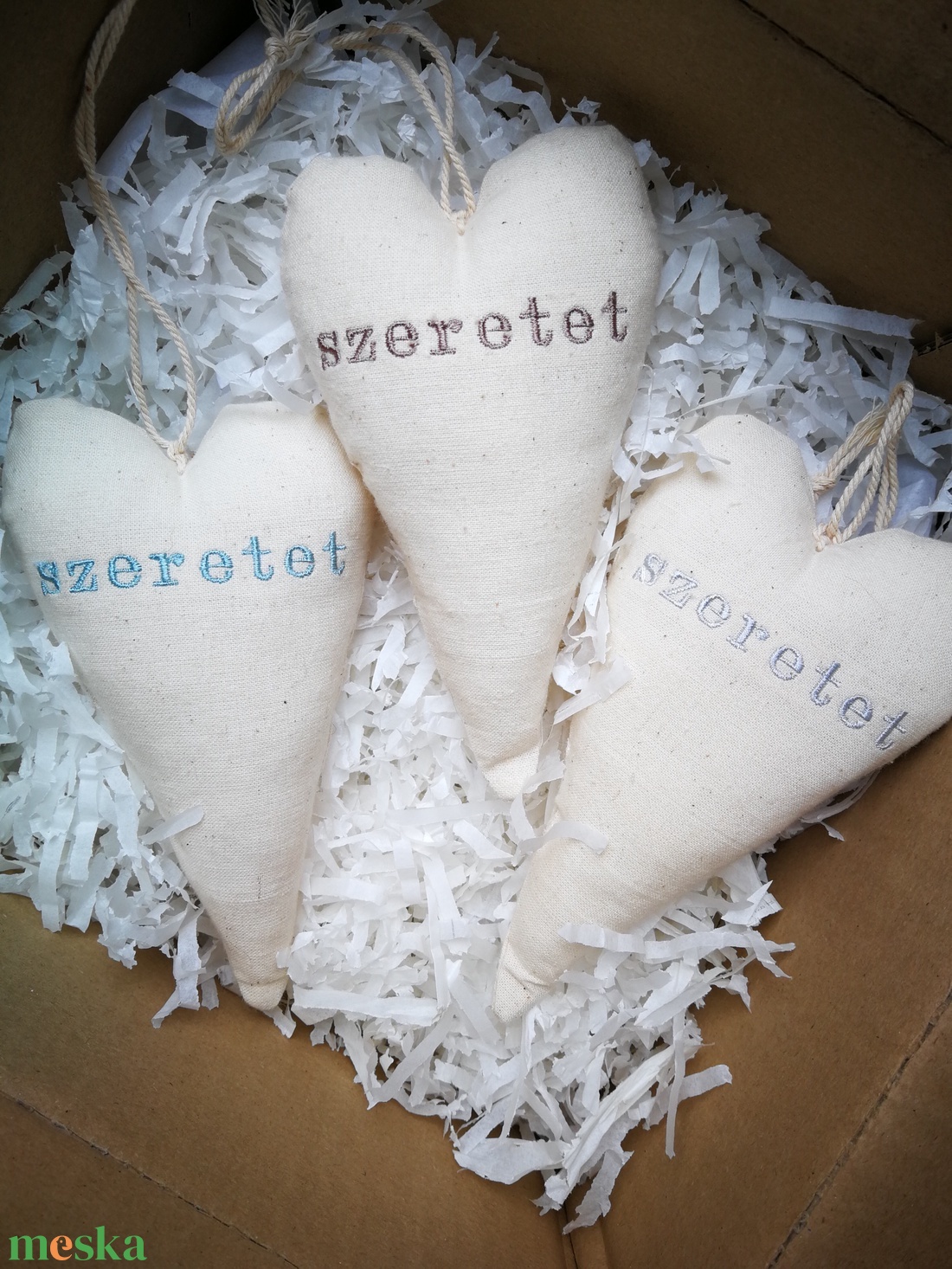 Függődísz dekorációs kiegészítő, szív - 3 darabos szett  - karácsony - karácsonyi lakásdekoráció - karácsonyfadíszek - Meska.hu