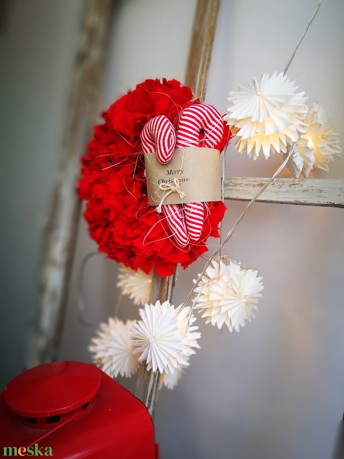 Textil karácsonyi kopogtató cukorpálcával - piros, 22 cm - karácsony - karácsonyi lakásdekoráció - karácsonyi ajtódíszek - Meska.hu