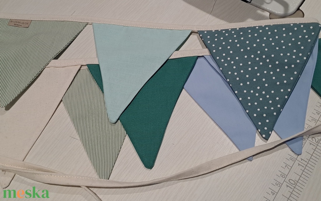 Zászlófüzér, Textil Girland Dekoráció, Babaszoba Dekor, Háromszög Zászló - baba - mama - babaszoba dekoráció - Meska.hu