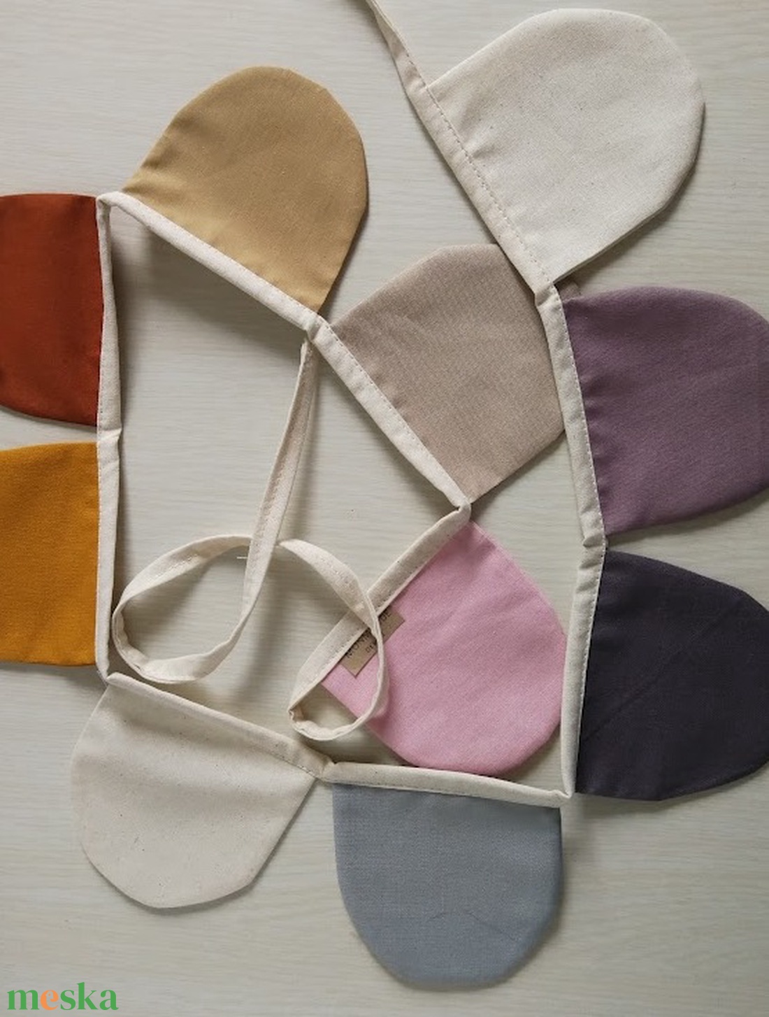 Zászlófüzér, Textil Girland Dekoráció, Babaszoba Dekor, Félkör Zászló - otthon & életmód - dekoráció - fali és függő dekoráció - girland, zászlófűzér - Meska.hu