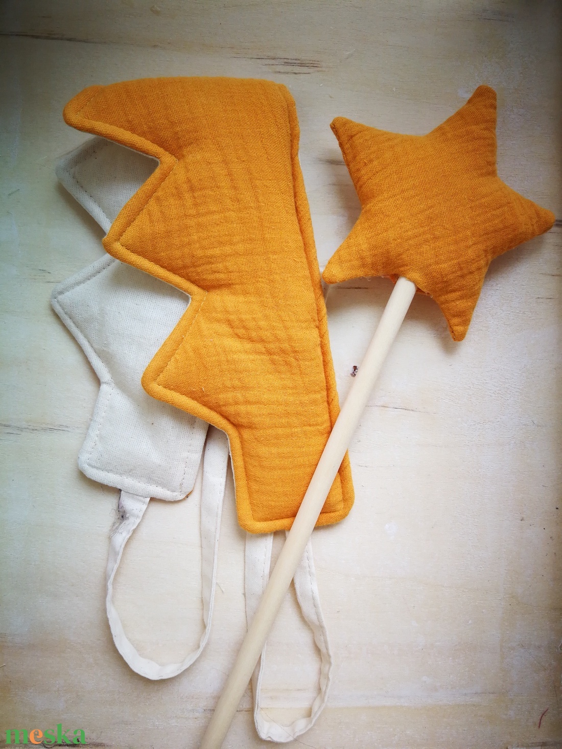 Varázspálcás korona szett � új fazon, mustársárga duplagéz anyag - játék & sport - szerepjáték - Meska.hu