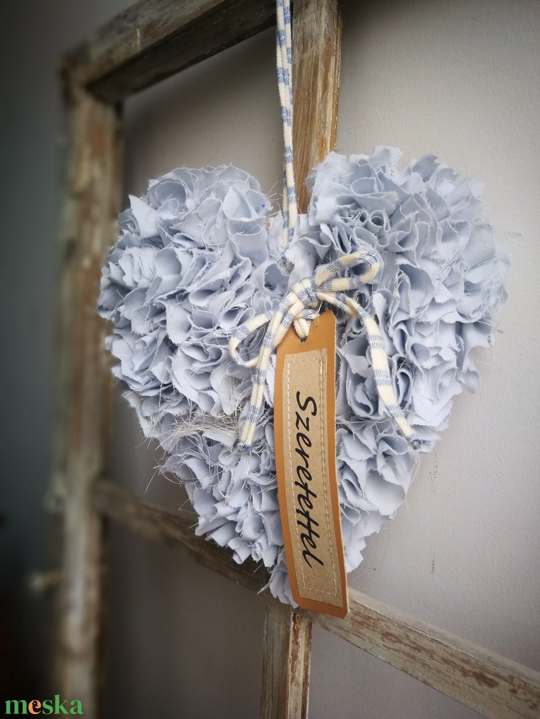 Textilszálas szív dekoráció, köszönőajándék - világoskék színben - otthon & életmód - dekoráció - ajtó- és ablak dekoráció - ajtódísz & kopogtató - Meska.hu