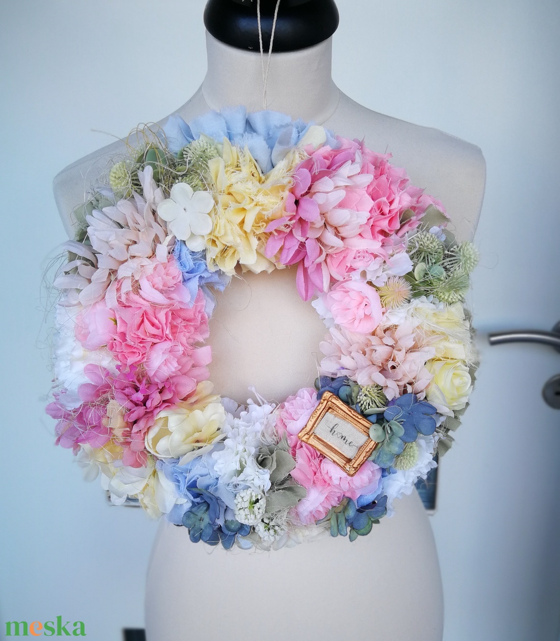 Pasztell virágoskert dekoráció, kopogtató - 31 cm  - otthon & életmód - dekoráció - ajtó- és ablak dekoráció - ajtódísz & kopogtató - Meska.hu