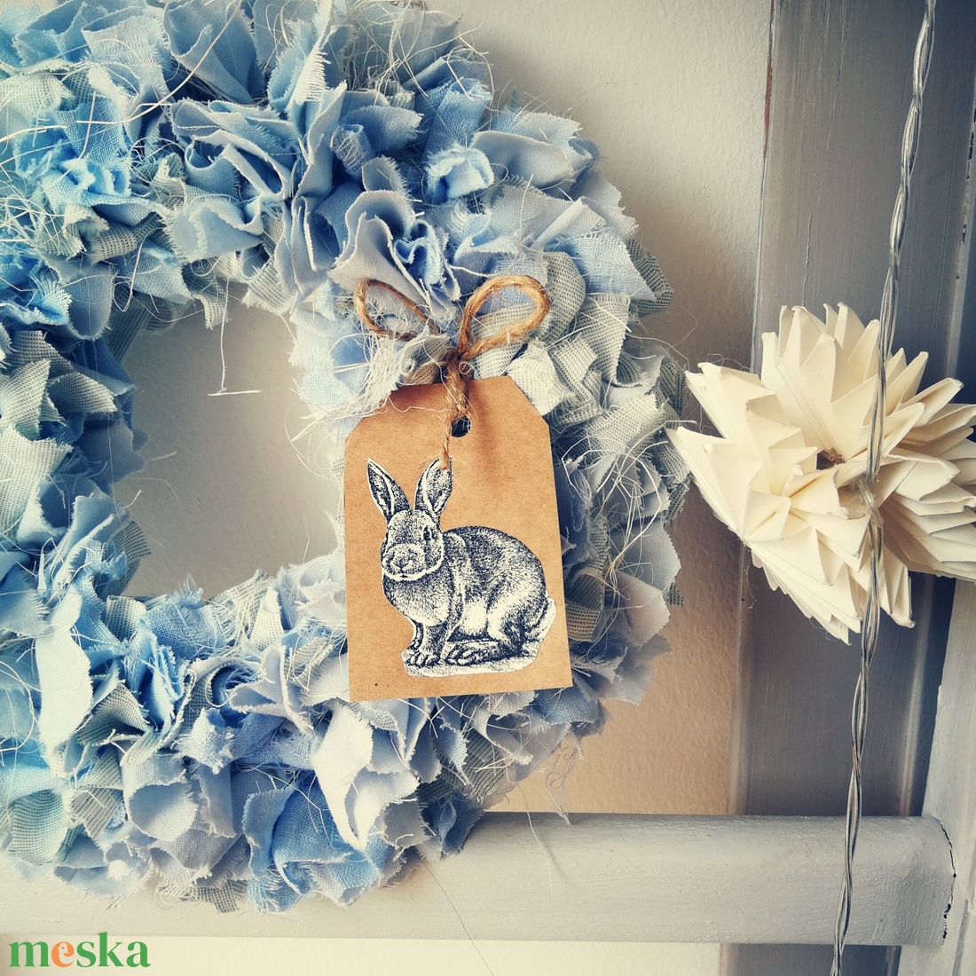 Textilszálas dekoráció, kopogtató, köszönőajándék - 23 cm  - otthon & életmód - dekoráció - ajtó- és ablak dekoráció - ajtódísz & kopogtató - Meska.hu