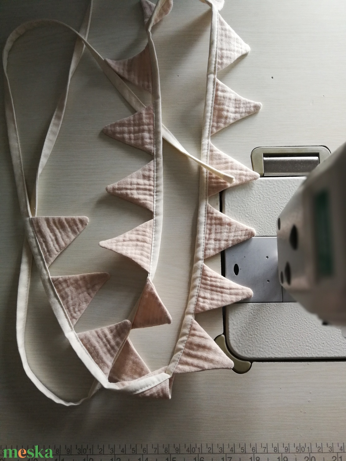 Zászlófüzér, Textil Girland Dekoráció, Babaszoba Dekor, Mini Háromszög Zászló - otthon & életmód - dekoráció - fali és függő dekoráció - girland, zászlófűzér - Meska.hu