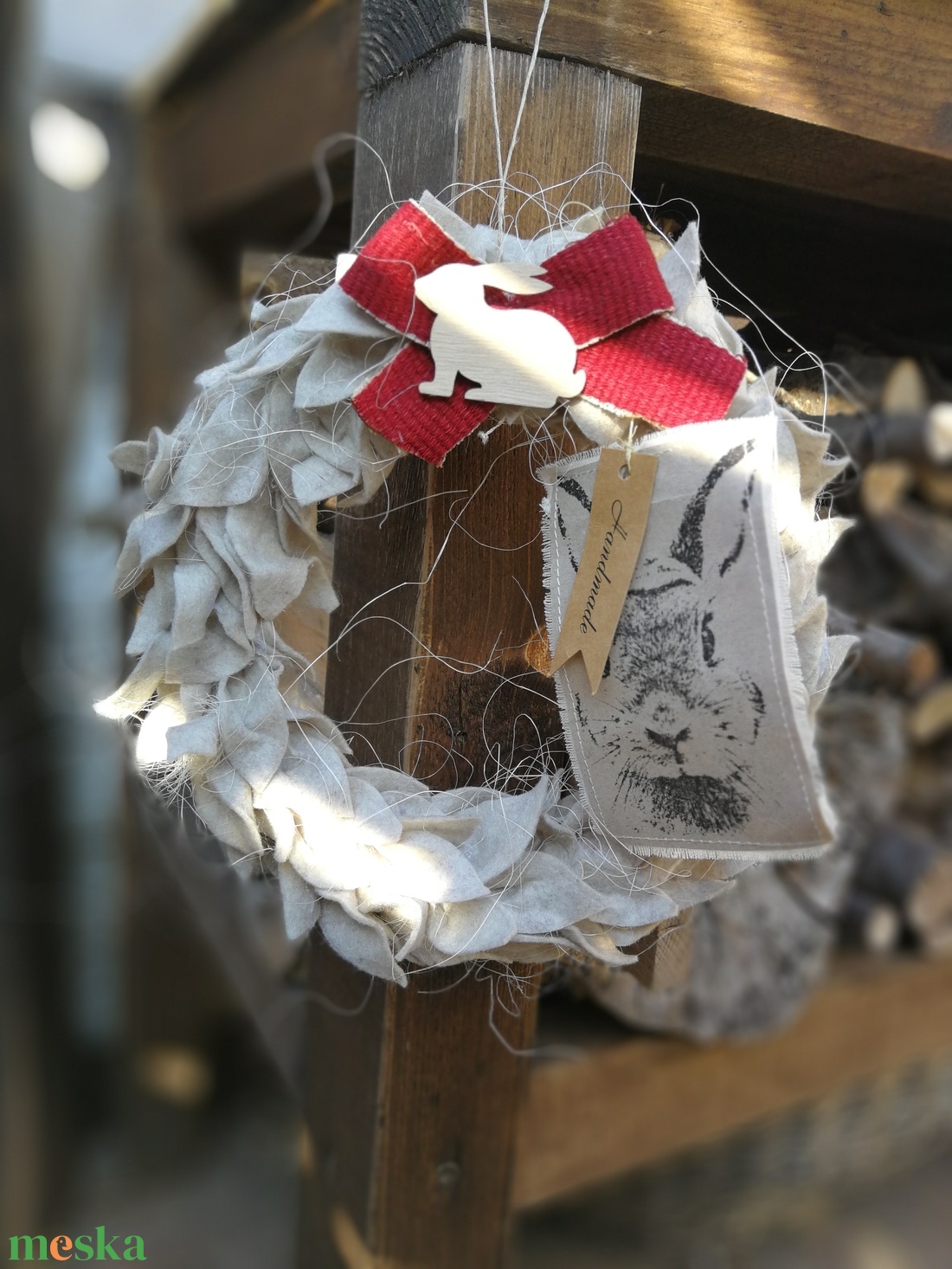 Filc leveles dekoráció, tavaszi nyuszis kopogtó - 22 cm  - ünnepi díszek, dekorációk - húsvéti díszek és dekorációk - húsvéti ajtódísz, kopogtató - Meska.hu