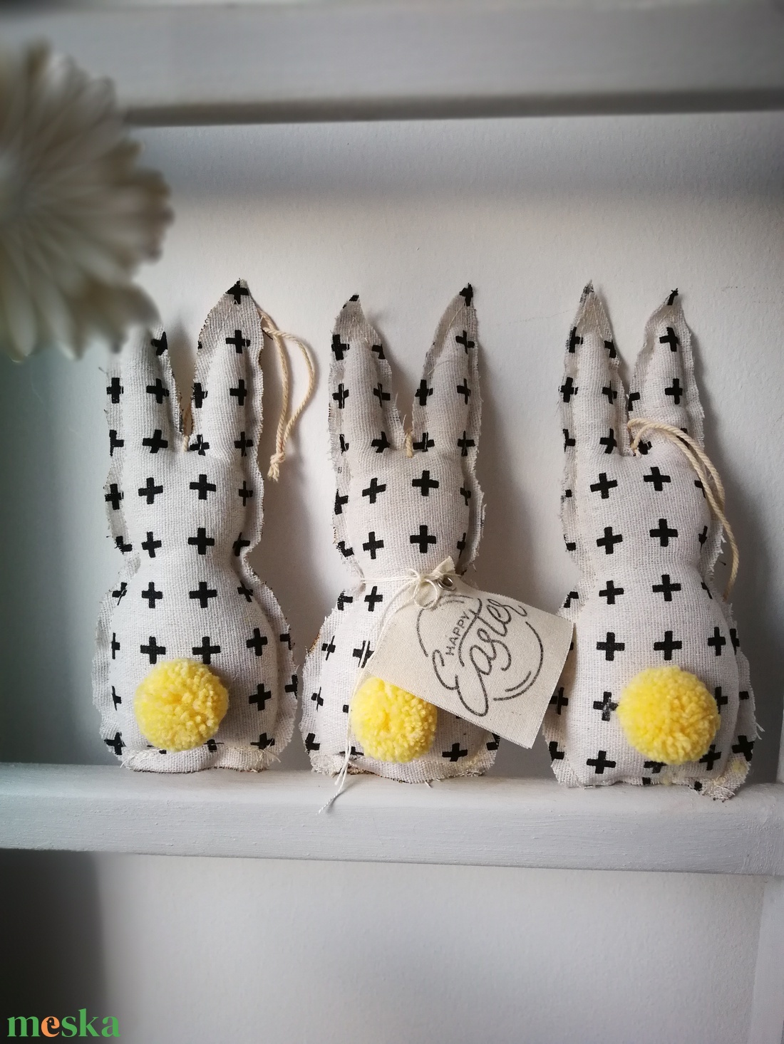 Nyuszis függődísz dekoráció - 3 darabos szett - ünnepi díszek, dekorációk - húsvéti díszek és dekorációk - húsvéti ablakdíszek - Meska.hu