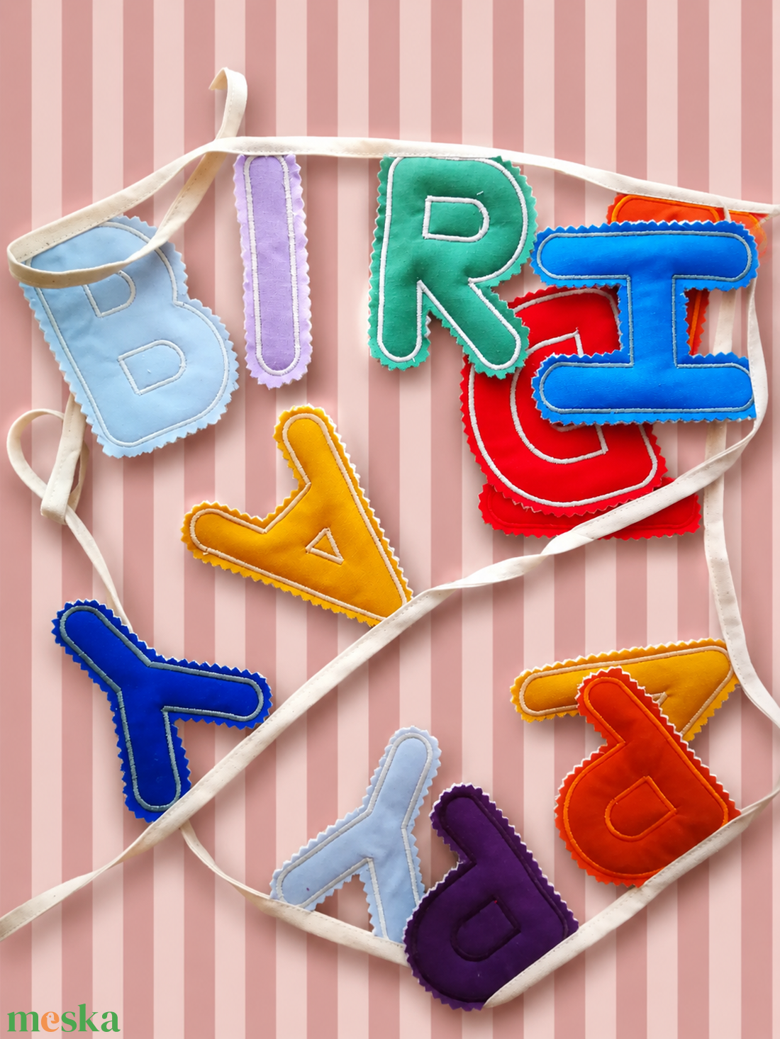 Szülinapi dekoráció - textil applikációs Happy Birthday girland - baba - mama - babaszoba dekoráció - babaszoba füzér, girland  - Meska.hu
