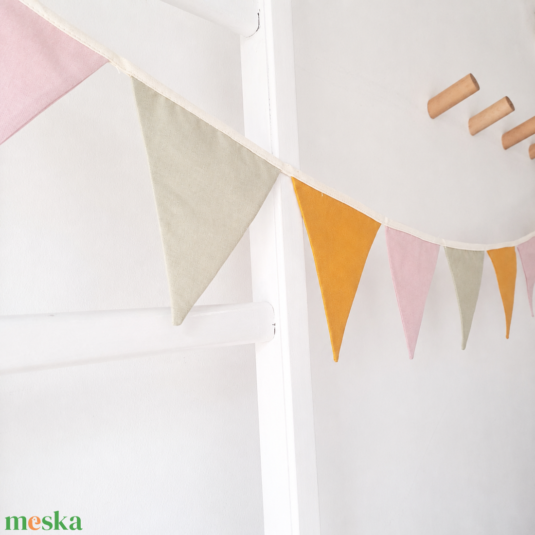 Zászlófüzér, Textil Girland Dekoráció, Babaszoba Dekor, Háromszög Zászló - baba - mama - babaszoba dekoráció - babaszoba füzér, girland  - Meska.hu