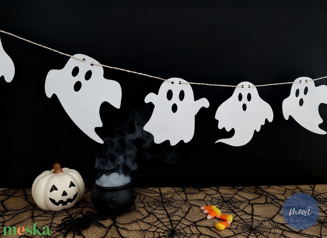 DIY Halloween-i szellemes füzér, csináld magad szellem girland, rémisztően jó papír dekoráció - otthon & életmód - dekoráció - halloween - halloweeni dekoráció - Meska.hu DIY Halloween-i szellemes füzér, csináld magad szellem girland, rémisztően jó papír dekoráció - otthon & életmód - dekoráció - halloween - halloweeni dekoráció - Meska.hu