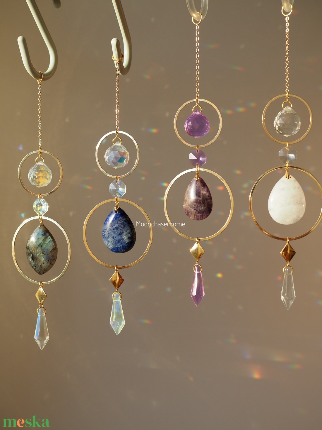 Issa suncatcher,napfogó választahtó kristállyal - otthon & életmód - dekoráció - dísztárgy - Meska.hu Issa suncatcher,napfogó választahtó kristállyal - otthon & életmód - dekoráció - dísztárgy - Meska.hu